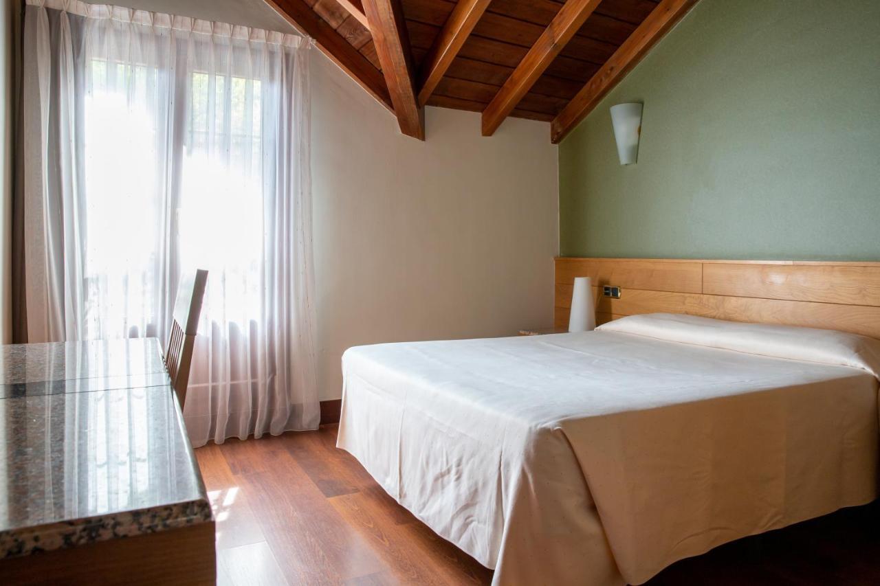 Adeko Hotel Barakaldo Zewnętrze zdjęcie